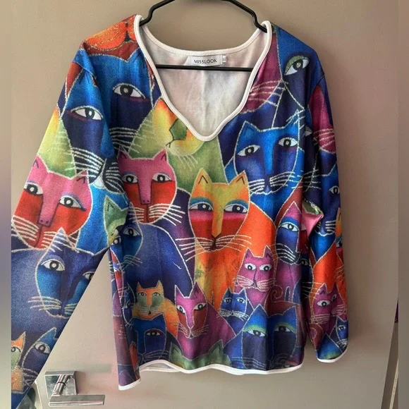 Colorful Abstract Cat Print Long Sleeve Sweater - Picture 4 of 5